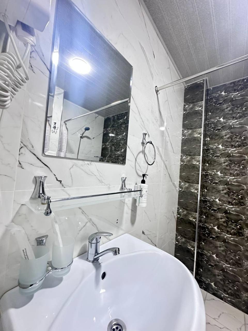 Beshchinor Hotel طشقند المظهر الخارجي الصورة